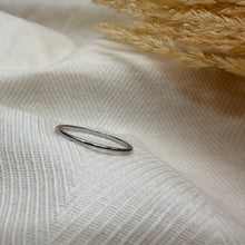 Ring | Dainty Single Band  | Stainless Steel