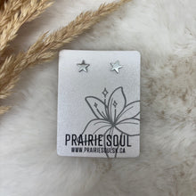 Metal Shape Stud Earring / Star