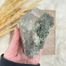 Himalayan quartz "Teach the User" cluster