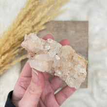 Himalayan quartz "Teach the User" cluster