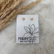 Metal Shape Stud Earring / Mini Heart