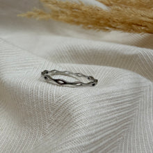 Ring | Dainty Ripple | Stainless Steel