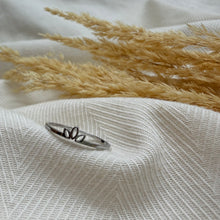 Ring | Three Petals | Stainless Steel