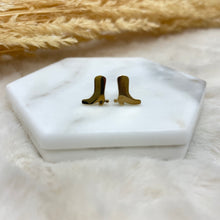 Metal Shape Stud Earring / Cowgirls Boots