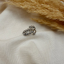 Newton’s Fidget Ring