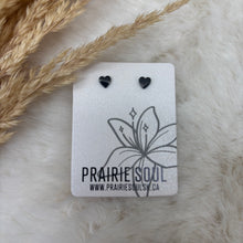 Metal Shape Stud Earring / Mini Heart