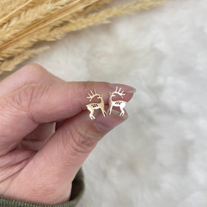 Metal Shape Stud Earring / Reindeer