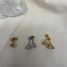 Screw On Back Stud Earrings / Round Diamond