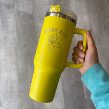 The Refresher Tumbler / Big Sipper Lily / 40oz