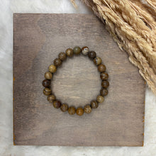Stone stacker bracelet / 8mm beads