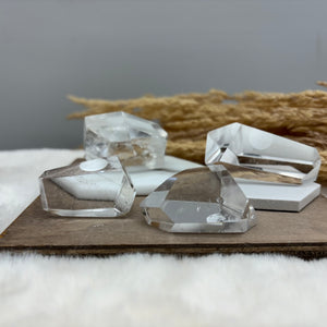 Clear Quartz "the crystal magnifier"