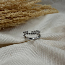 Double Dotted Twist Ring