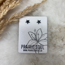 Metal Shape Stud Earring / Star