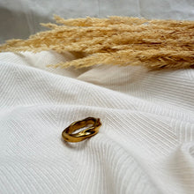 Single Twist Ring