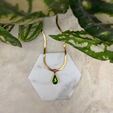 Stainless Steel / Tear Drop Necklace