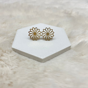 Metal Shape Stud Earring / Flower