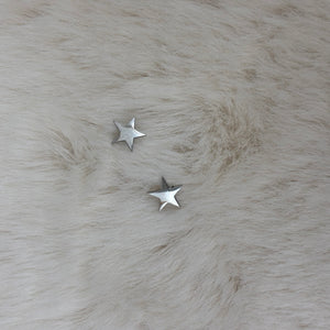 Metal Shape Stud Earring / Star