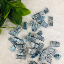 Blue Kyanite Pocket Stone | Lifes Compass