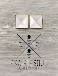 Druzy Earrings / Square / White Pearl