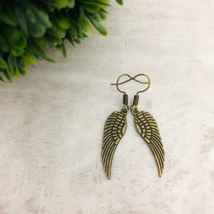 Charm Earring / Angel Wings
