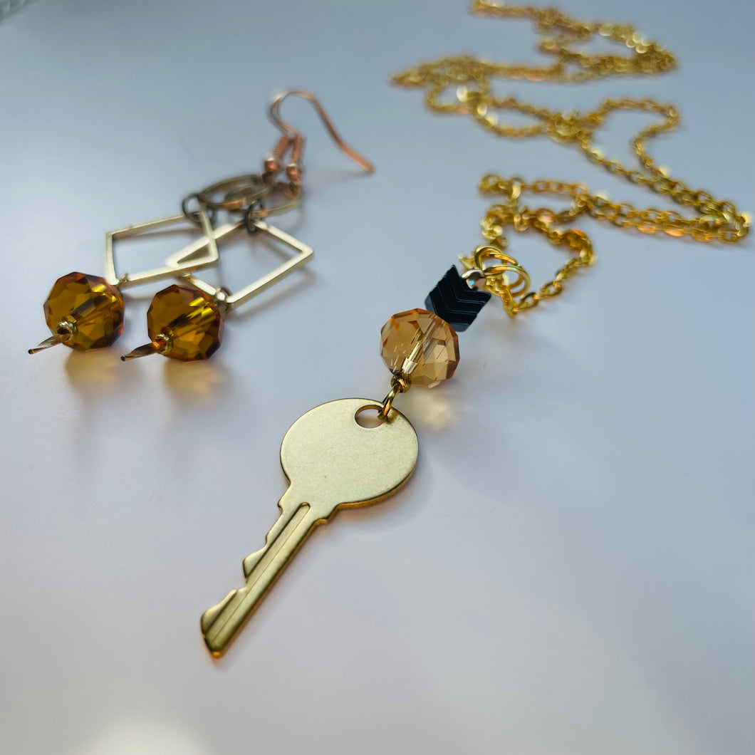 Necklace / one of a kind #3 / golden key champagne