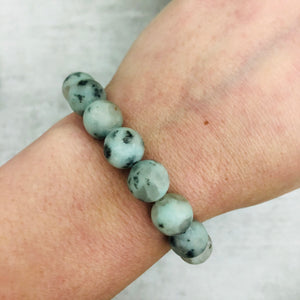 Stone stacker bracelet / Kiwi (Sesame) Jasper Matte