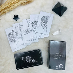 Oracle Card Deck / The Wandering Moon Tarot