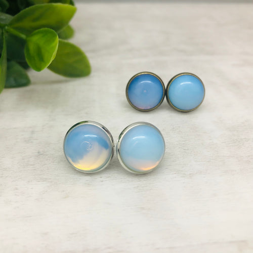 Stone Earring / Opal