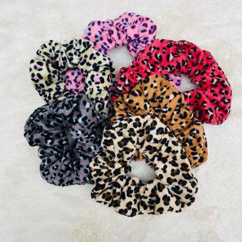 Hair Scrunchie / Velvet Animal Print