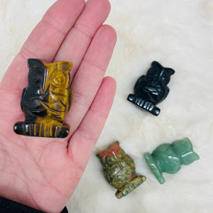 Gemstone Owl / Variety of Stones