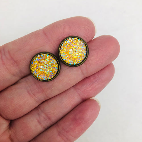 Druzy Earrings / Dome / Yellow Translucent
