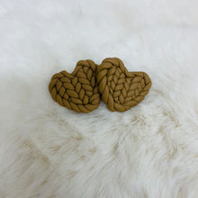 Earrings Polymer / Sweater Weather Heart Stud