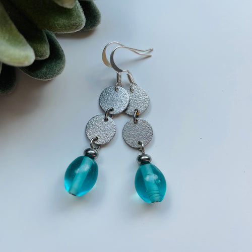 Earring / one of a kind #32 / silver turquoise circled